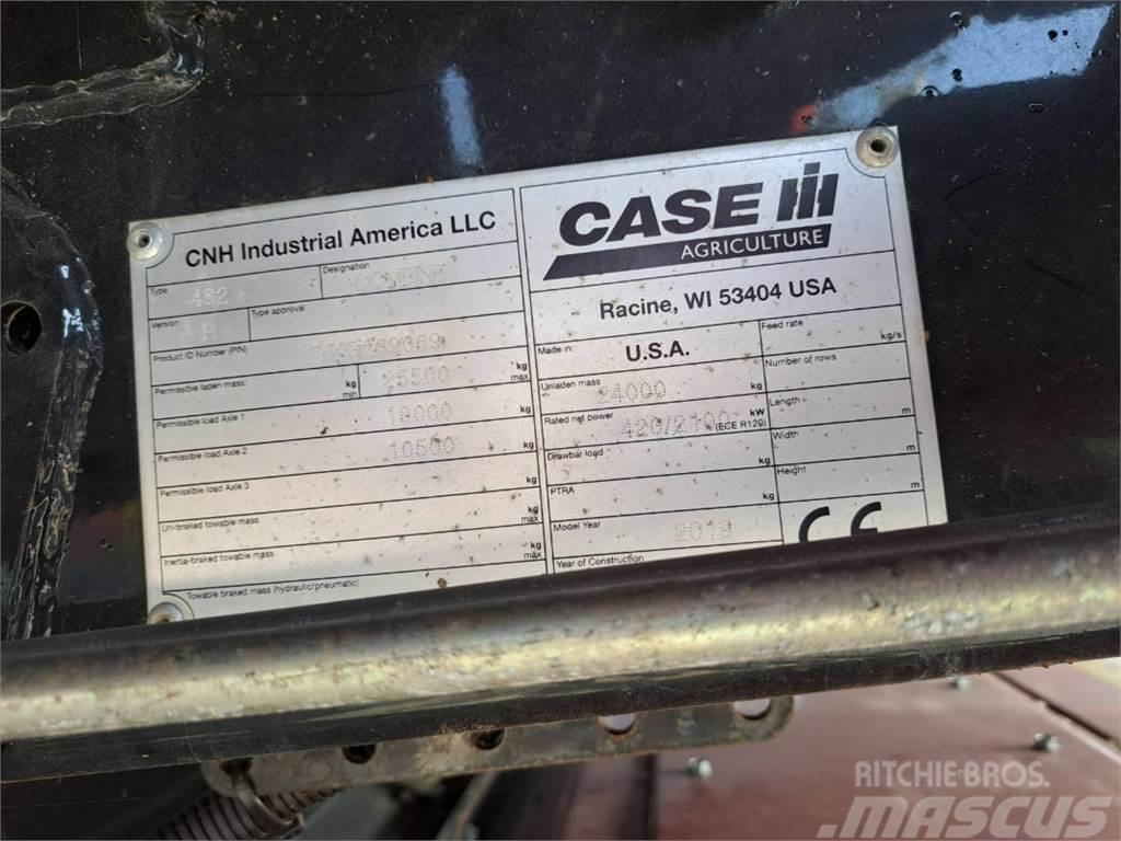 Case IH AF8250 Derliaus nuėmimo kombainai