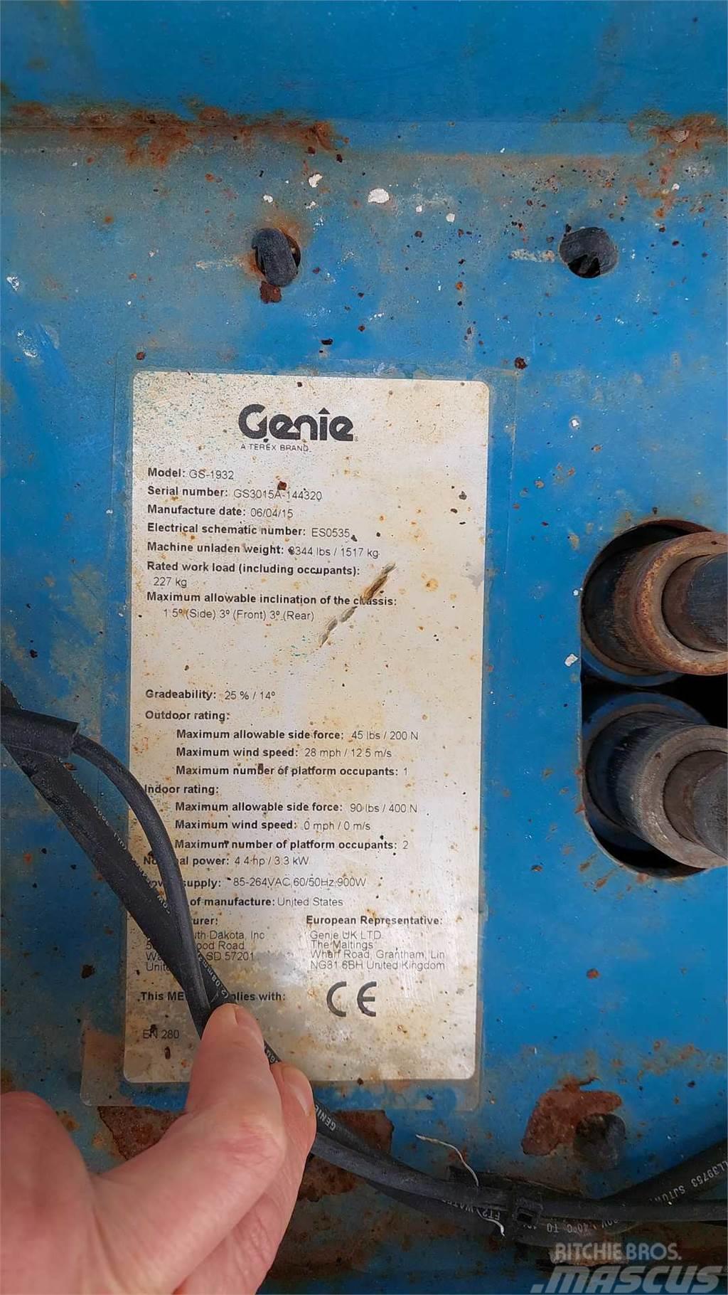 Genie GS1932 Žirkliniai keltuvai