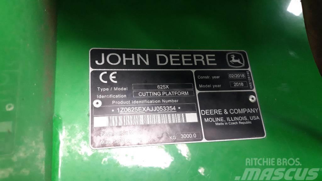 John Deere T 660 i Derliaus nuėmimo kombainai