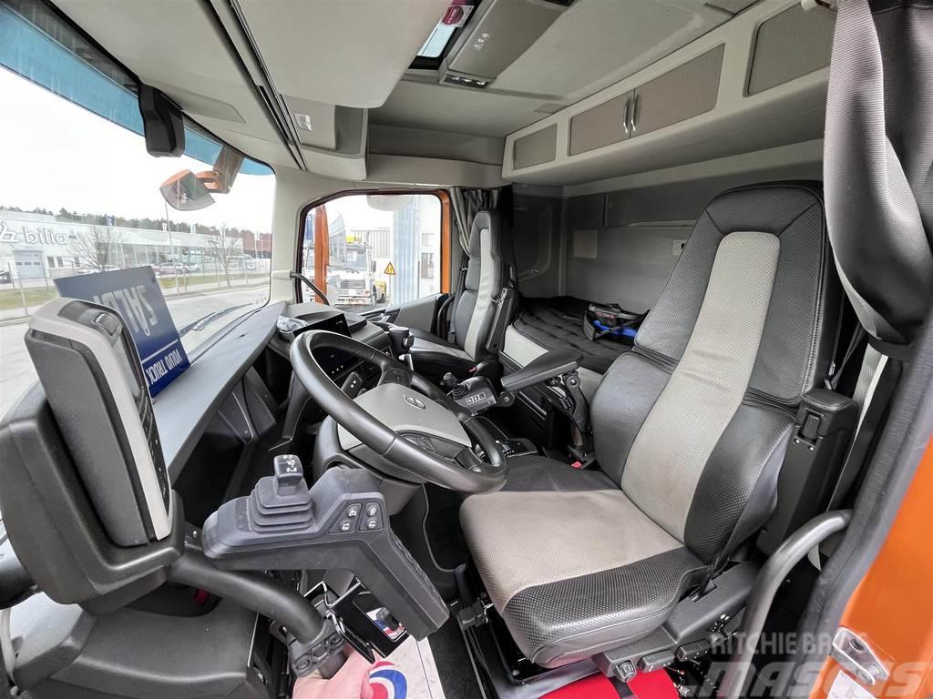 Volvo FH Kranväxlare med front plog & Reco drive Sunkvežimiai su keliamuoju kabliu