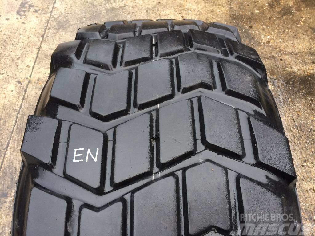 Michelin 525/65R20.5 XS - USED EN 80% Padangos, ratai ir ratlankiai