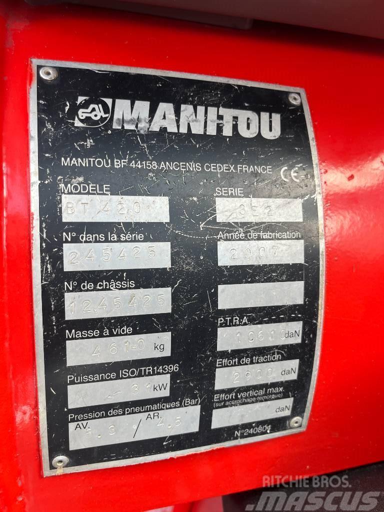 Manitou BT 420 Teleskopiniai krautuvai žemės ūkiui