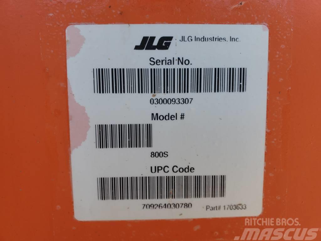 JLG 800 S Visureigiai krautuvai