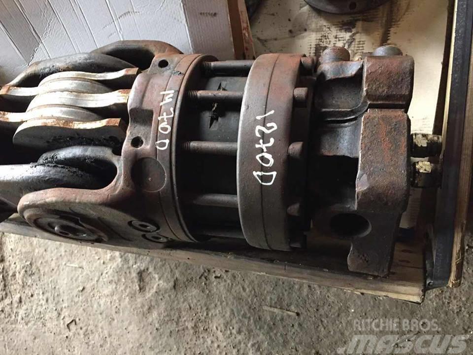 John Deere 1270D, 1470D Rotator Hidraulikos įrenginiai