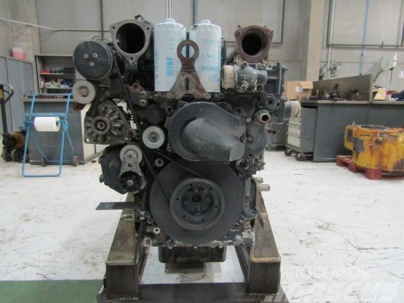 Liebherr R954C Litronic Motor D936L A6 Varikliai