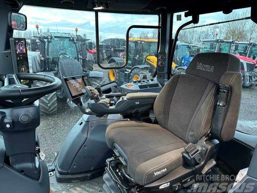 Valtra T 235 Direct Traktoriai