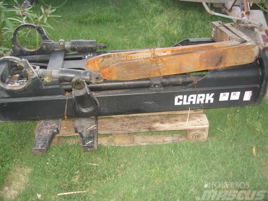 Clark 3 T Dyzeliniai krautuvai