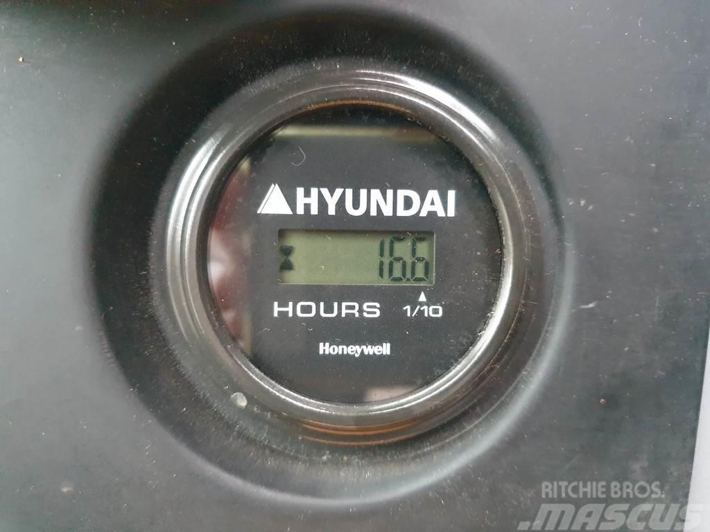 Hyundai R210 Vikšriniai ekskavatoriai
