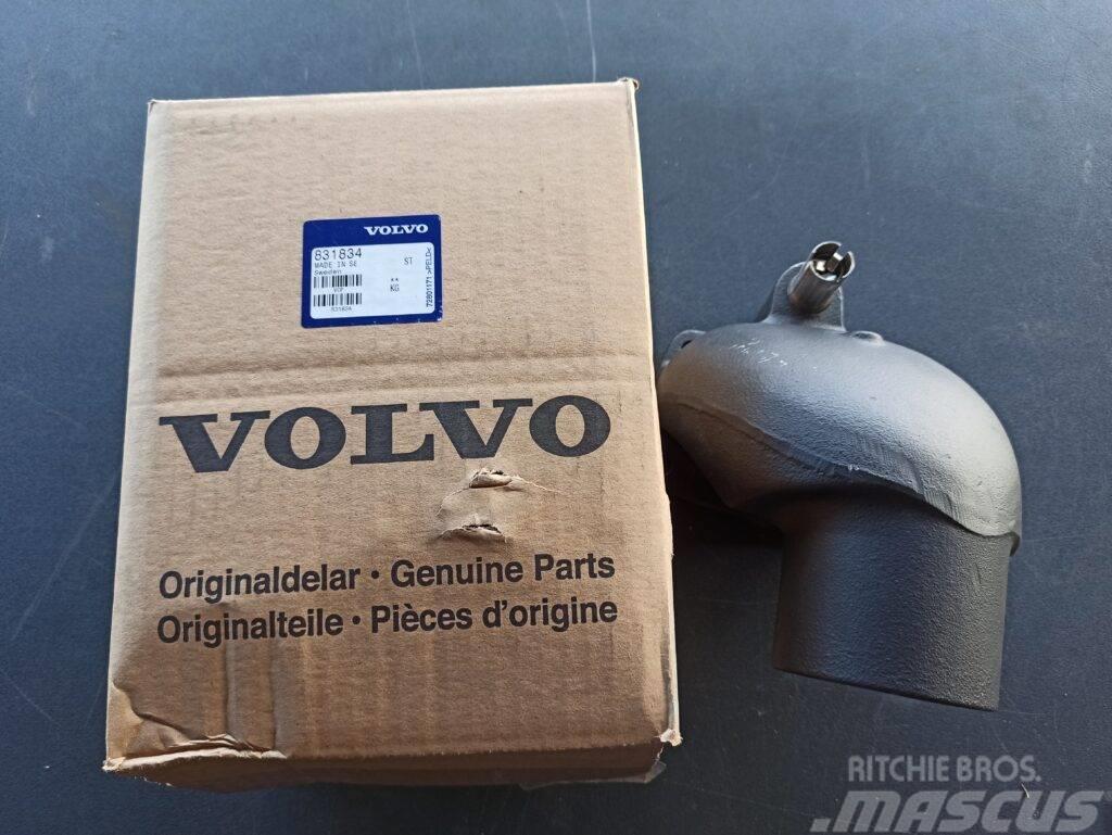 Volvo EXHAUST PIPE 831834 Varikliai