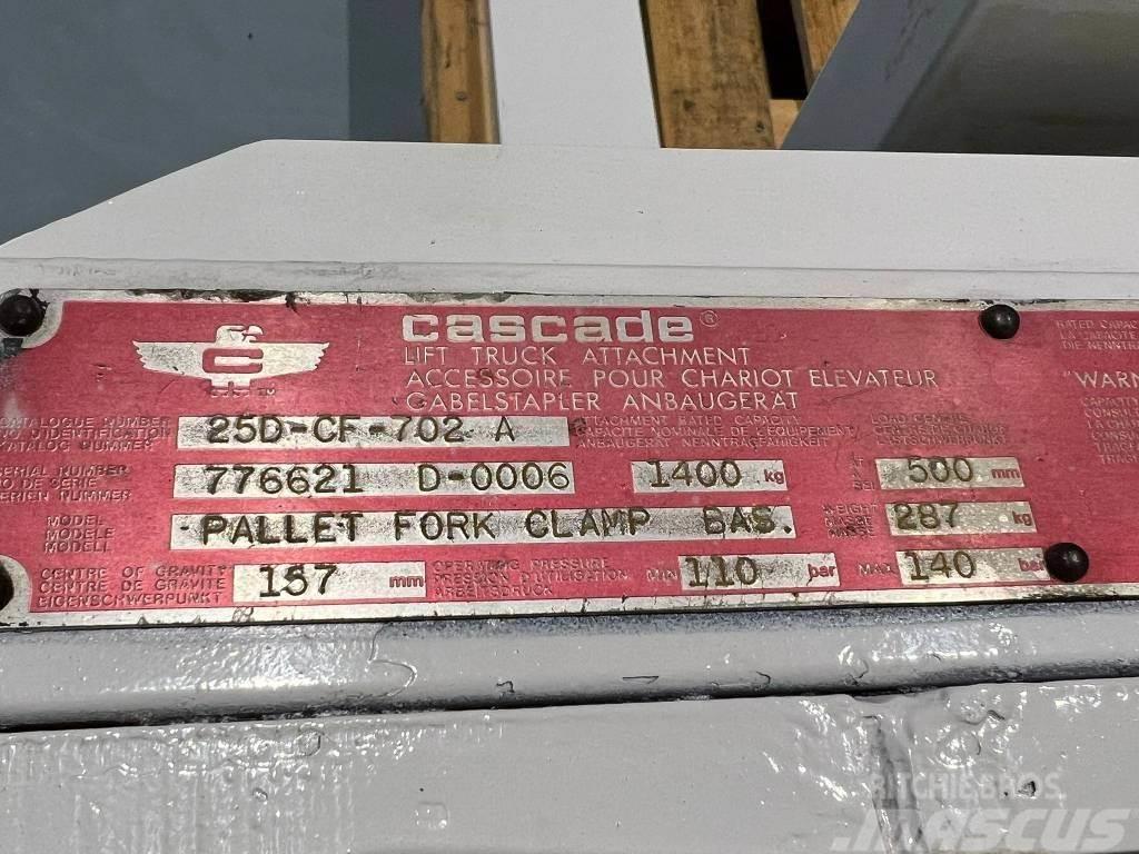Cascade 25D-CF-702 A Žirkliniai griebtuvai