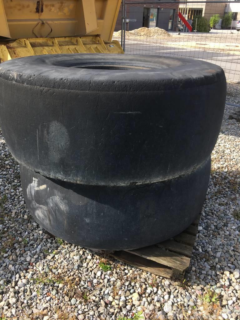 Michelin Recamax 23.5R25 smooth tyre Padangos, ratai ir ratlankiai