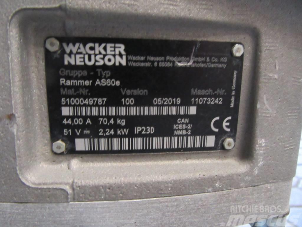 Wacker Neuson Vibrationsstampfer AS60e Plūktuvai