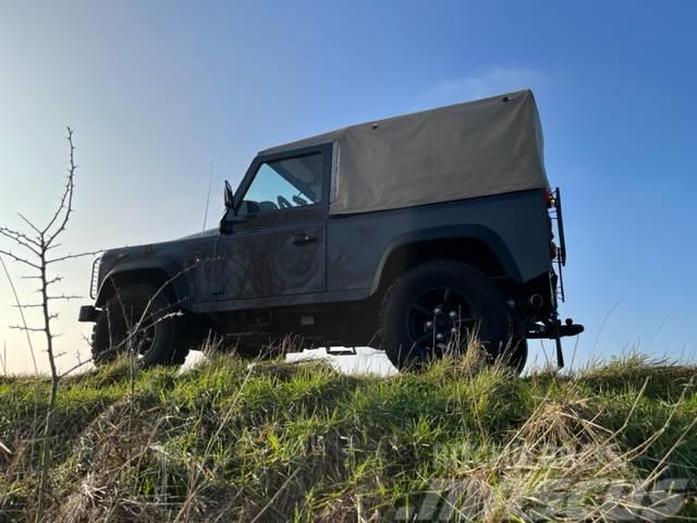 Land Rover Defender 90 iconic soft top year 2013 Lengvieji automobiliai