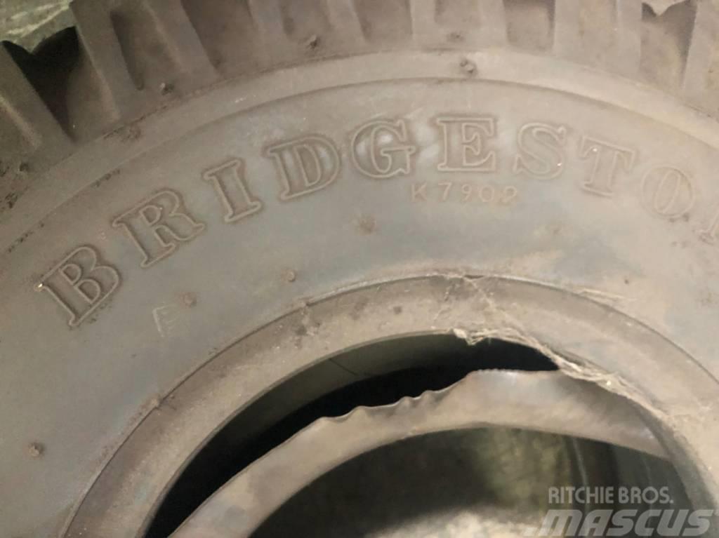 Bridgestone 21x8-9 Padangos, ratai ir ratlankiai