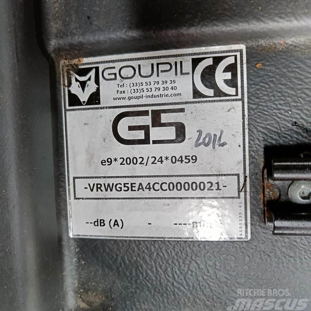 Goupil G5 Golfo vežimėliai