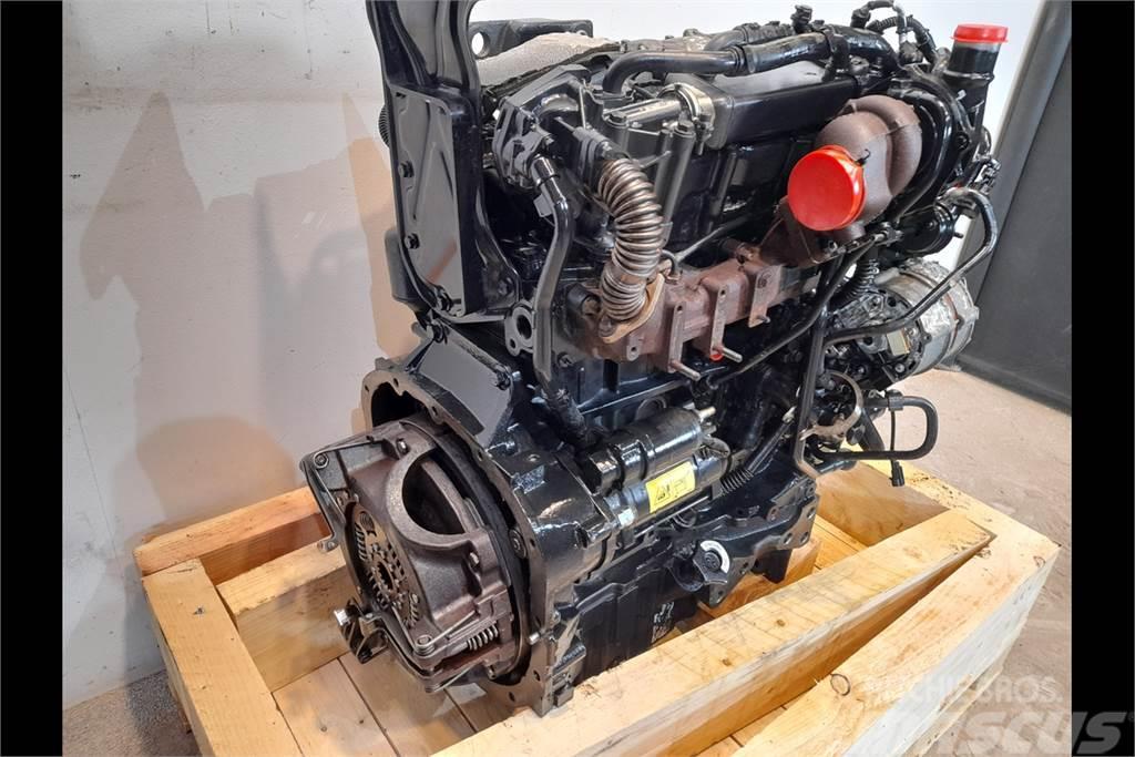 Case IH Farmall 115A Engine Varikliai
