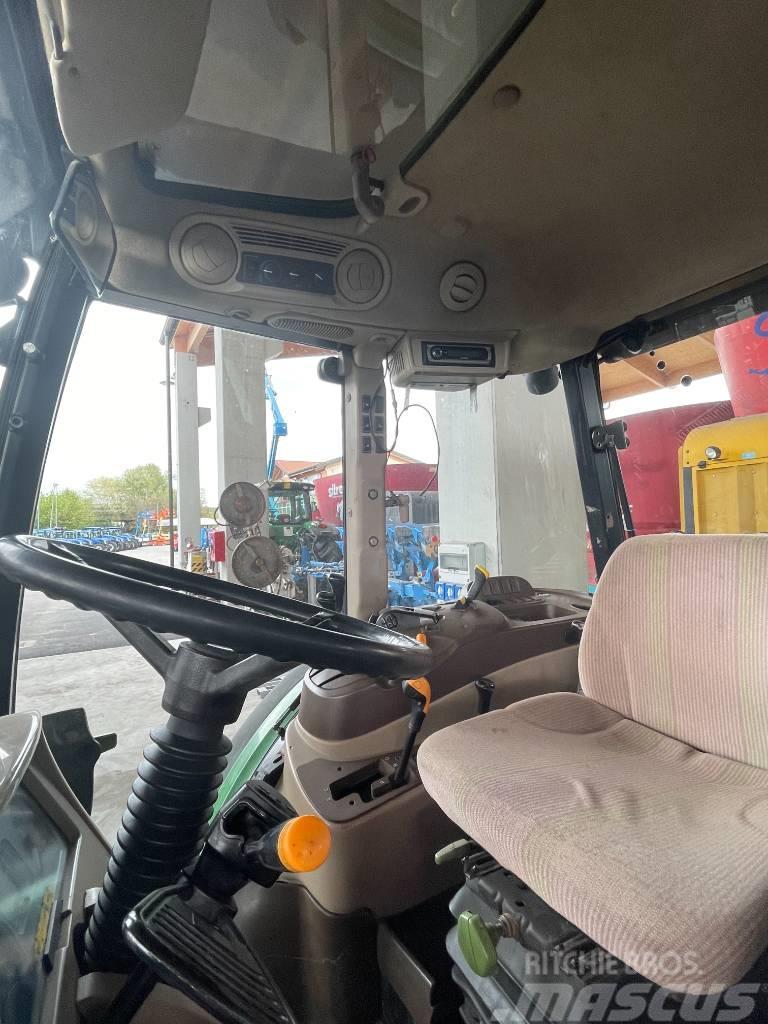 John Deere 5720 Traktoriai