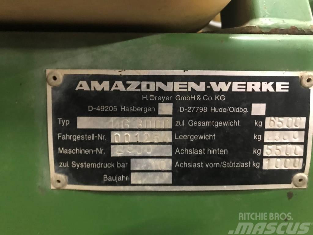 Amazone UG 3000 Power Prikabinami purkštuvai