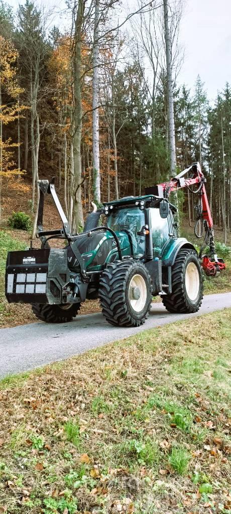 Valtra T234D Miško traktoriai