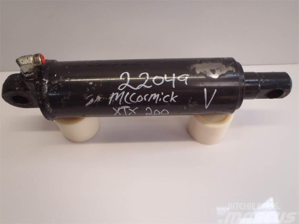 McCormick XTX200 Lift Cylinder Hidraulikos įrenginiai