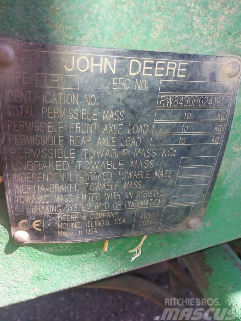 John Deere 8430 Traktoriai