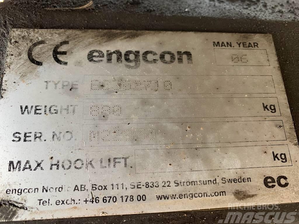 Engcon EC30 Sukimo įrenginiai