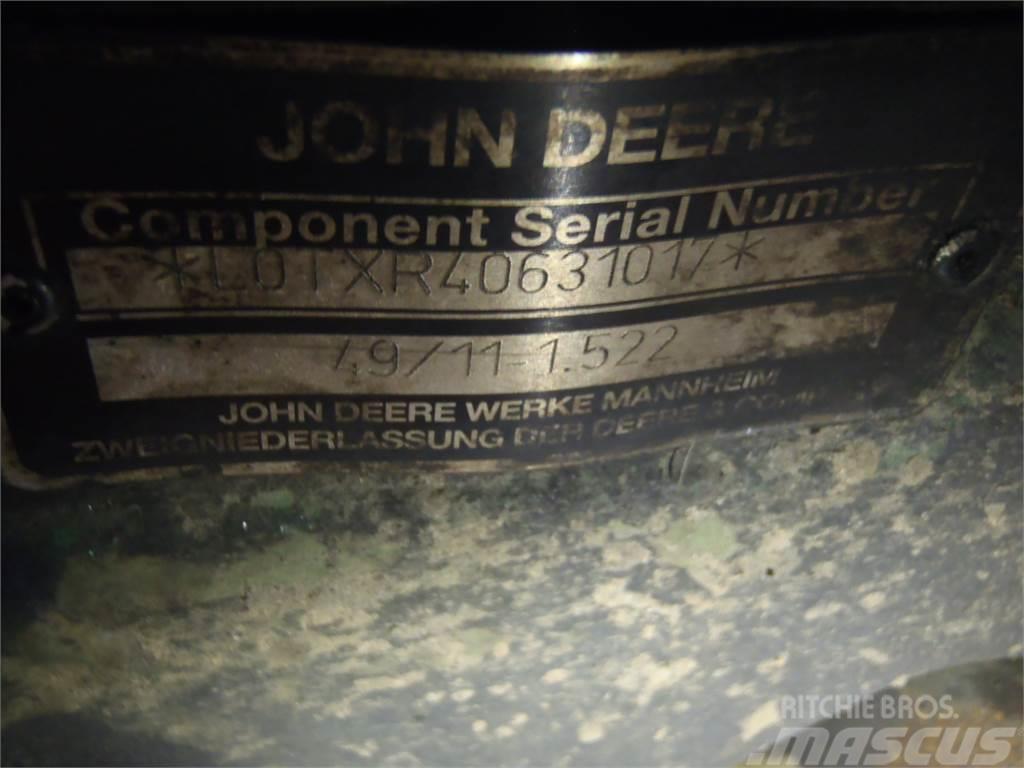 John Deere 6125 R Rear Transmission Transmisijos