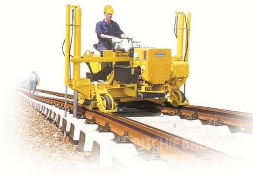 Geismar RV100 Track Lifting & Slewing Machine Geležinkelio techninis aptarnavimas