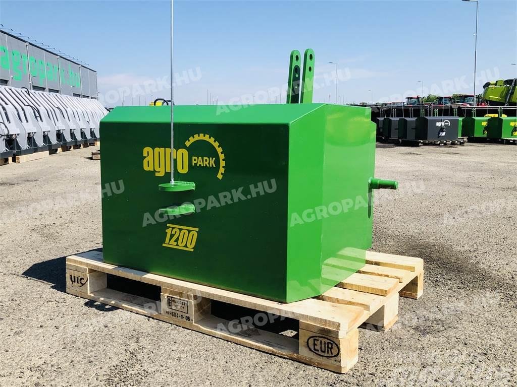  1200 kg front hitch weight, in green color Priekiniai svoriai
