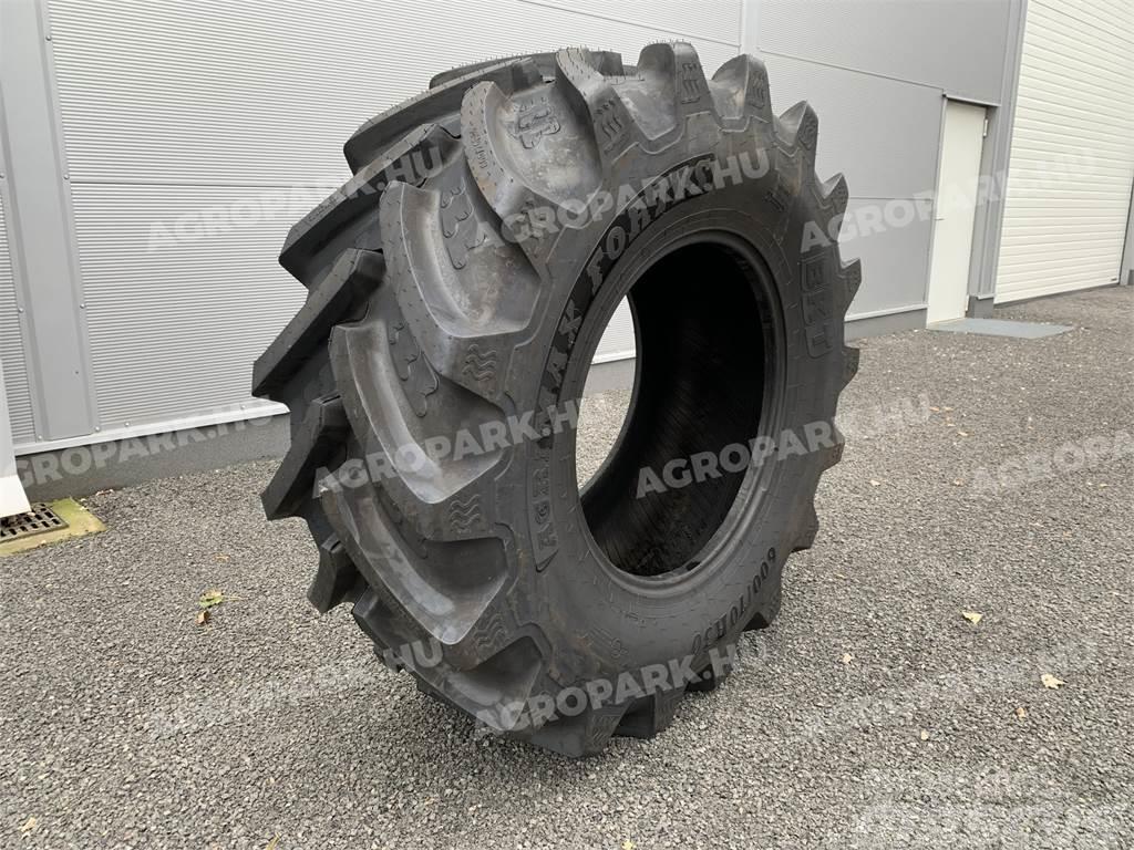 BKT tire in size 600/70R30 Padangos, ratai ir ratlankiai