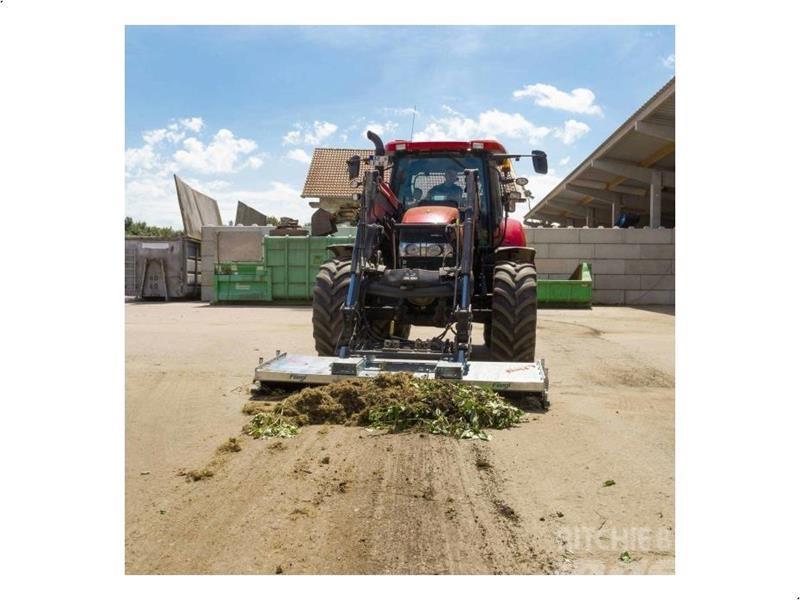 Fliegl Lion Sweeper 2500 Kiti naudoti traktorių priedai
