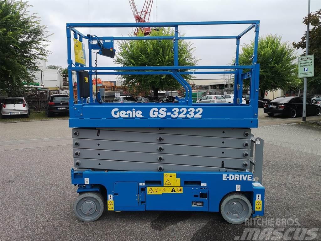 Genie GS-3232 E-Drive Žirkliniai keltuvai