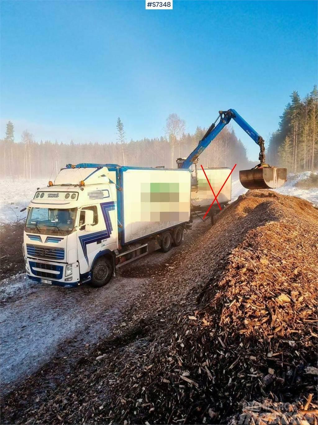 Volvo FH 6*4 Chip Truck with Palfinger crane Sunkvežimiai su dengtu kėbulu