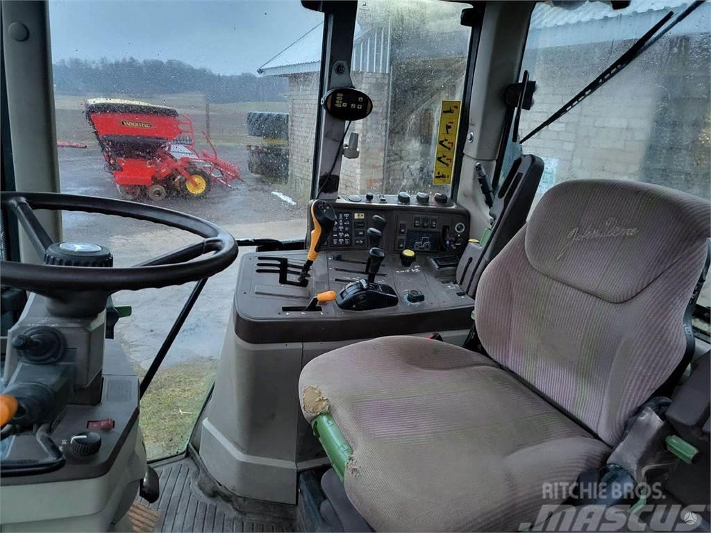 John Deere 6820 Traktoriai