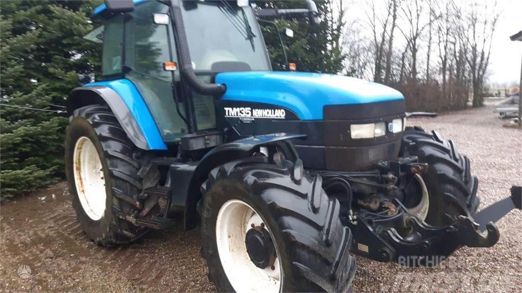 New Holland TM 135 Traktoriai