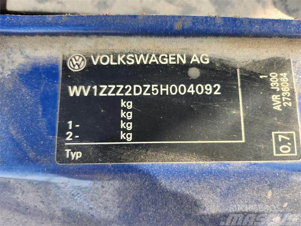 Volkswagen LT 35 Priekabos su tentu