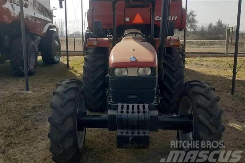 Case IH JXT75 TR Traktoriai