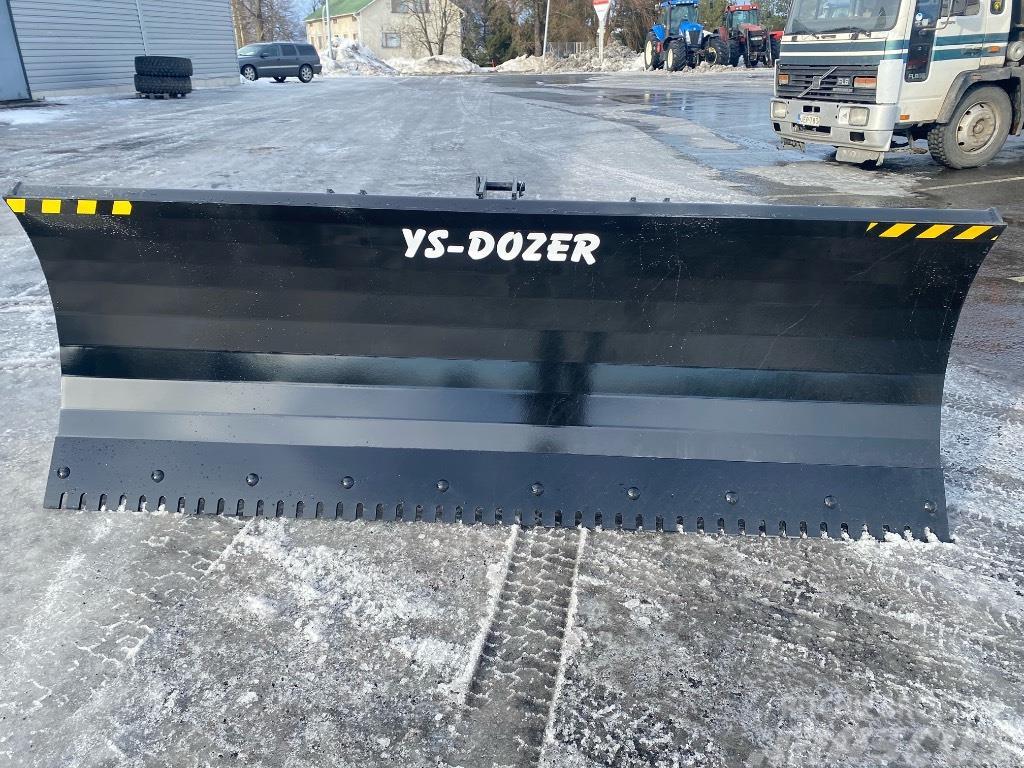  YS-Dozer 270-300 Kelių valytuvai