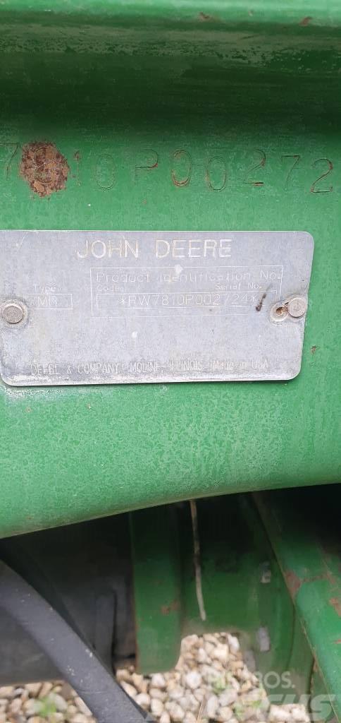 John Deere 7810 Traktoriai