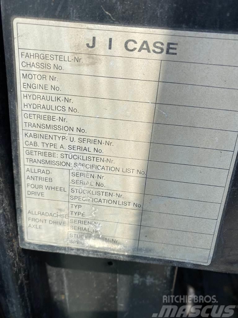 Case IH IH 1455 XL Traktoriai