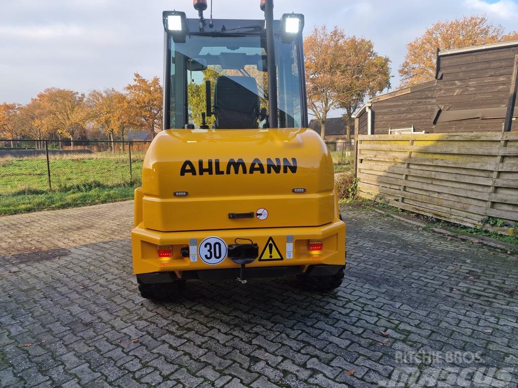 Ahlmann AZ 85t Nieuw AZ 85t Naudoti ratiniai krautuvai
