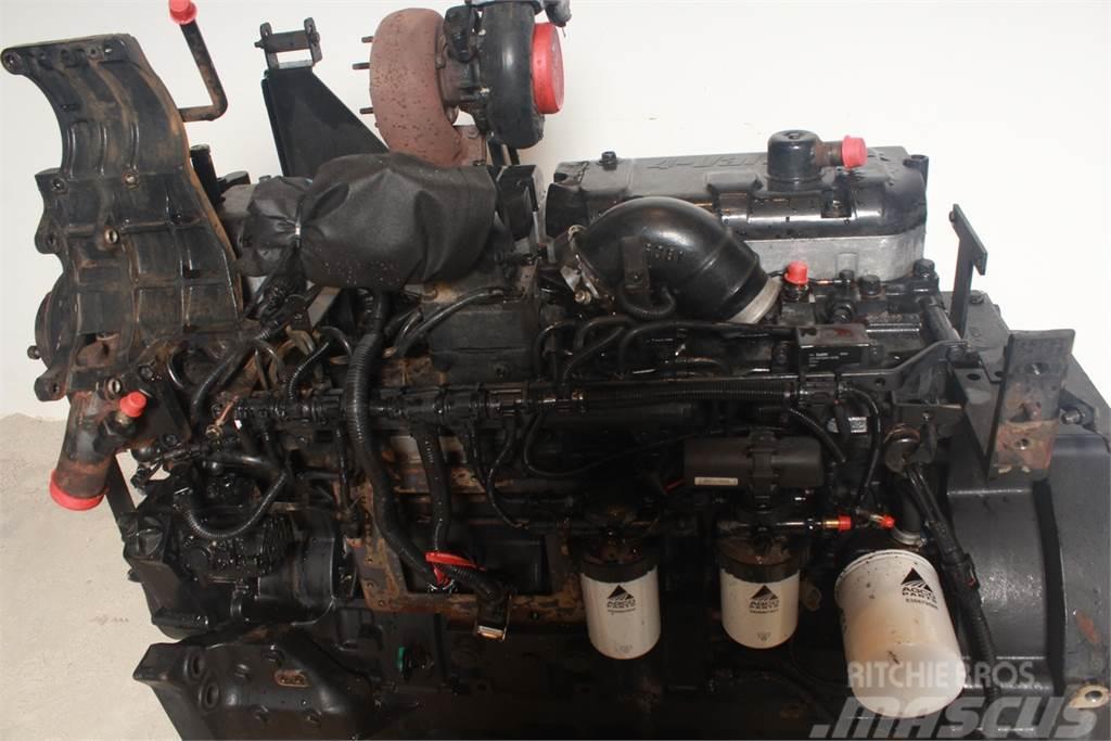 Massey Ferguson 7490 Engine Varikliai