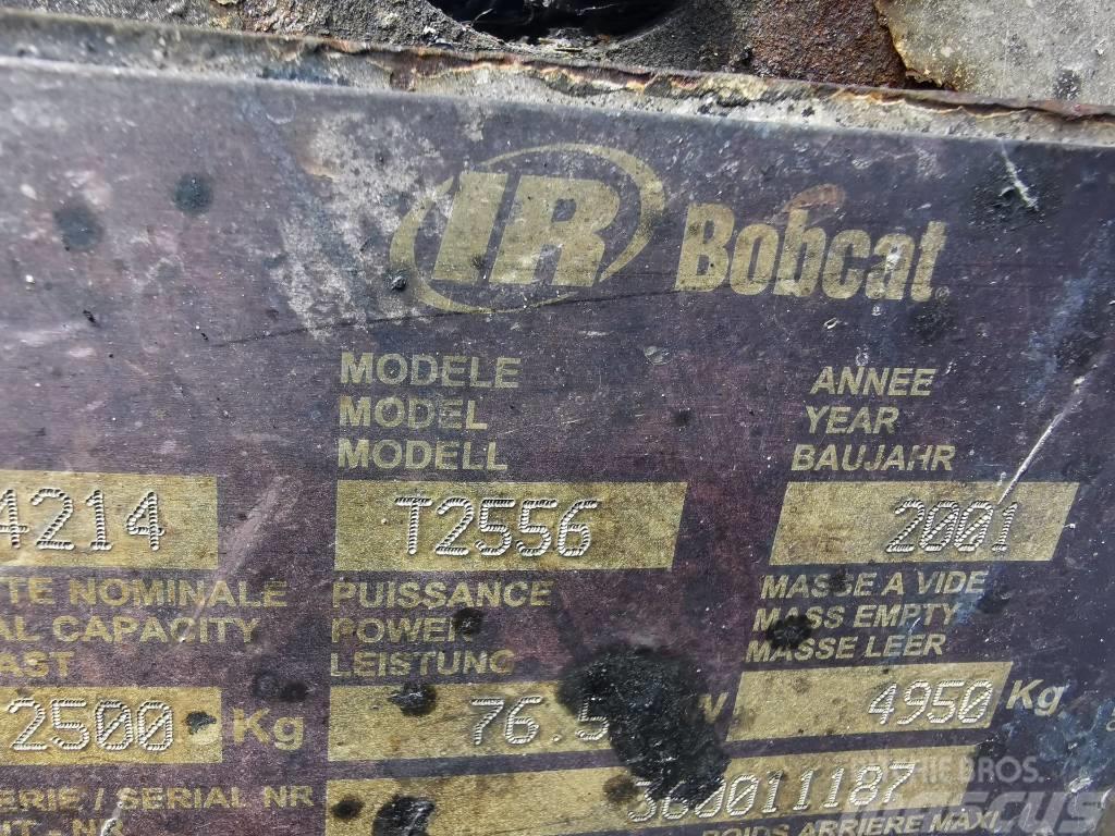 Bobcat T 2556 2001r.Parts Ekskavatoriniai krautuvai