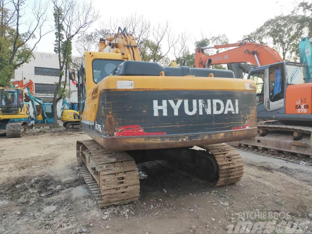 Hyundai R215-9 Vikšriniai ekskavatoriai