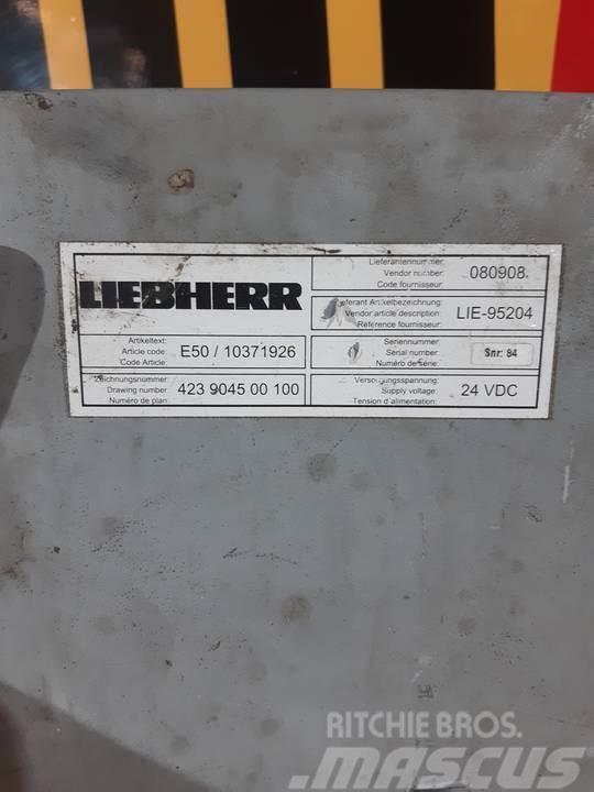 Liebherr R916 Kabinos ir interjeras