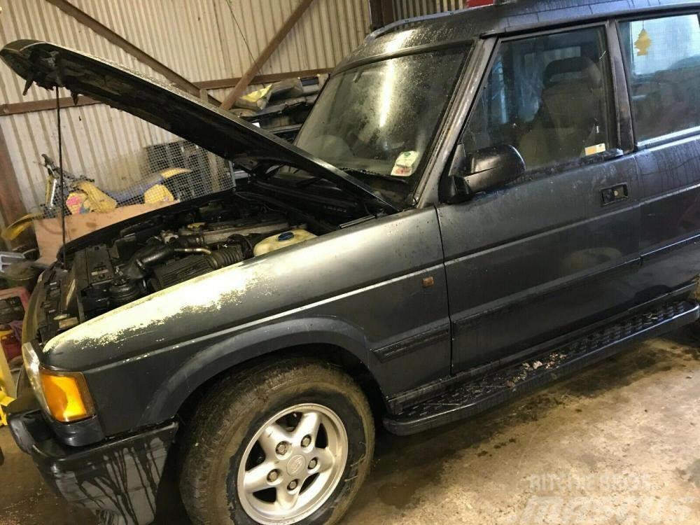 Land Rover Discovery 300 TDi n s front wing £50 Kita