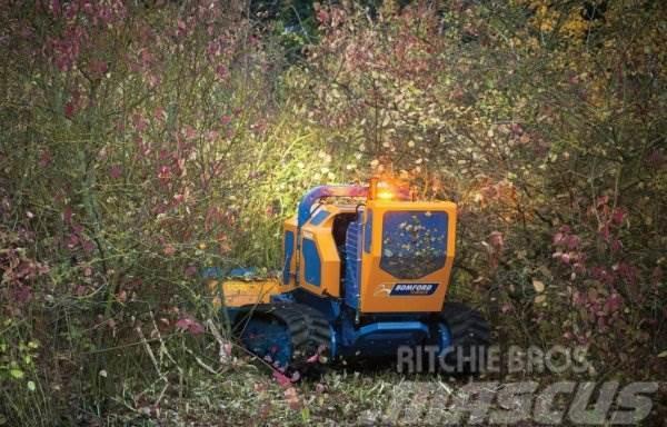  _JINÉ (UK+IT) Bomford Turner - Flailbot original 4 Sodo traktoriukai-vejapjovės