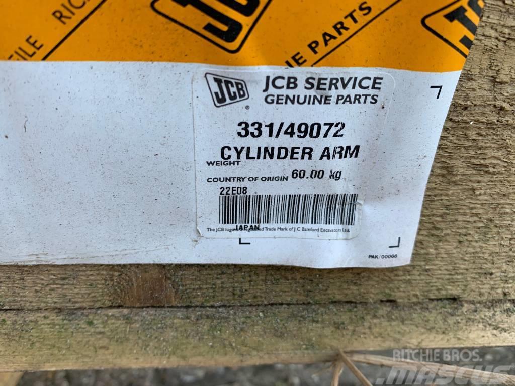 JCB JS 145 W Hidraulikos įrenginiai