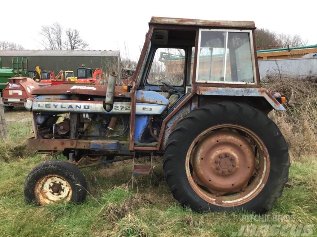 Leyland 272 Traktoriai