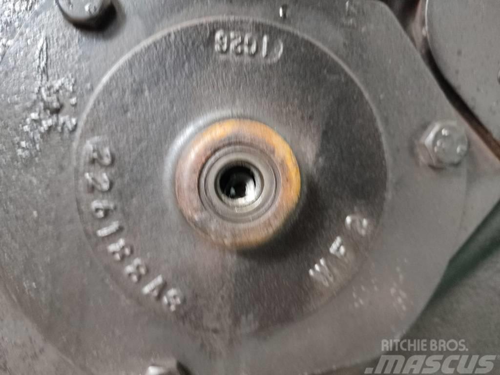 New Holland Gearbox 84141370 New Holland T8.360 Transmisijos